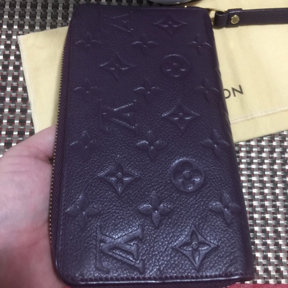 Louis Vuitton Empreinte zippy wallet - Picture 3 of 8